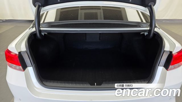 Kia K5 2016 — photo 20