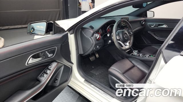 Mercedes-Benz CLA-Class 2017 — photo 10