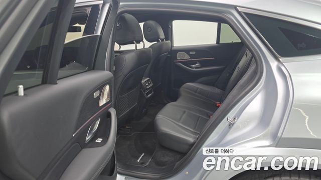 Mercedes-Benz GLE-Class 2023 — photo 25