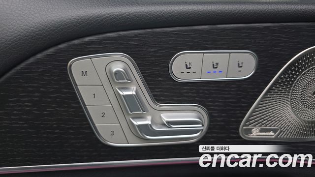Mercedes-Benz GLE-Class 2023 — photo 29
