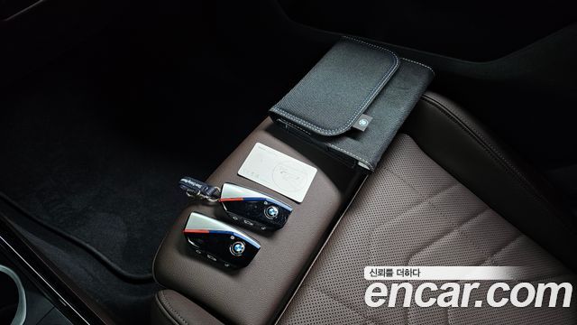 BMW iX1 2023 — photo 21