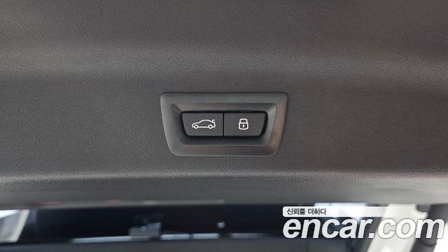 BMW iX1 2023 — photo 22