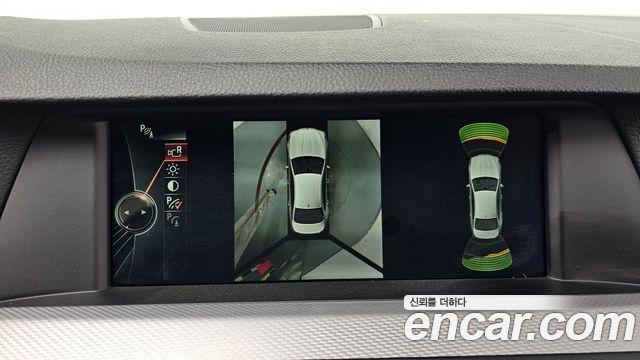 BMW 5-Series 2013 — photo 16
