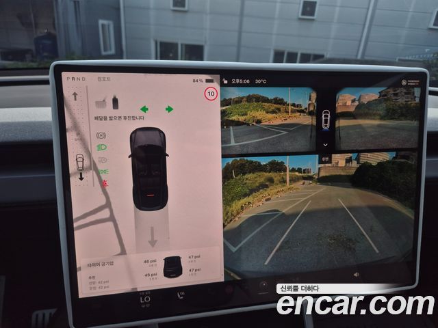 Tesla Model Y 2026 — photo 18