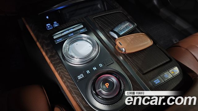 Genesis G80 2022 — photo 12