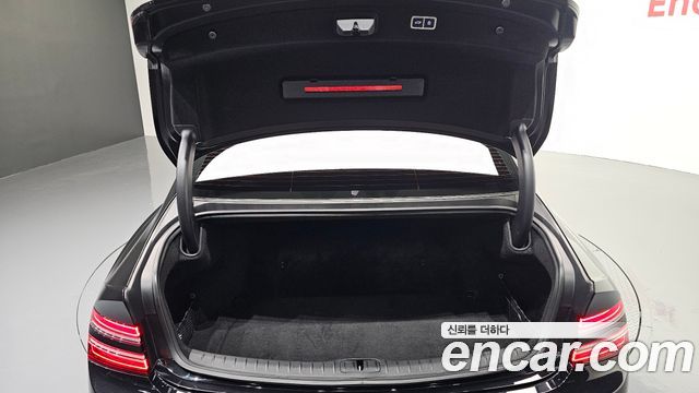 Genesis G80 2022 — photo 36