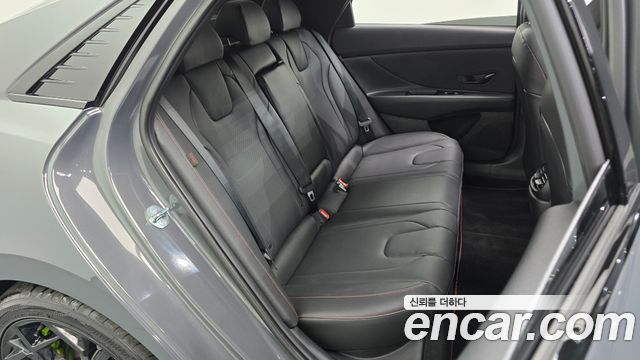Hyundai AVANTE 2025 — photo 17