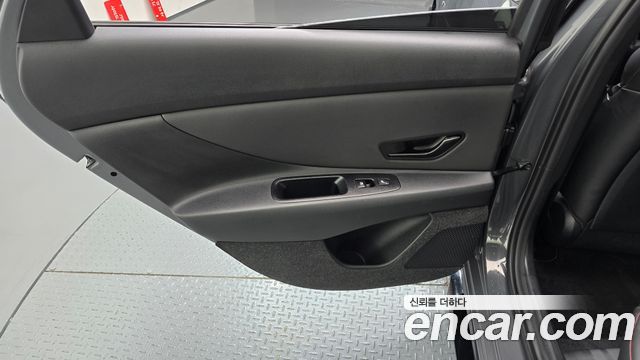 Hyundai AVANTE 2025 — photo 15