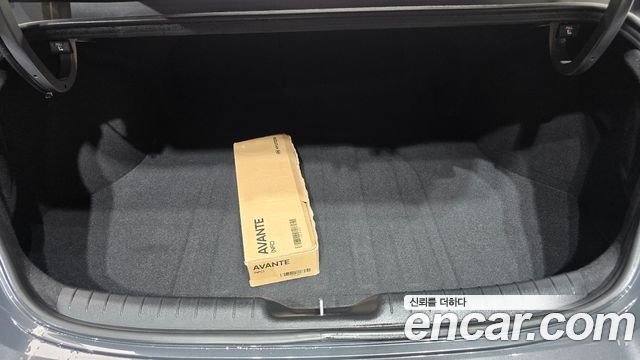Hyundai AVANTE 2025 — photo 34