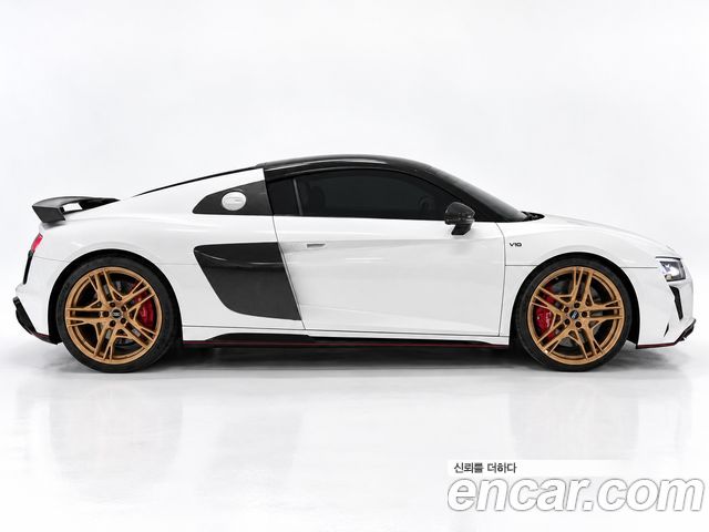 Audi R8 2021 — photo 5