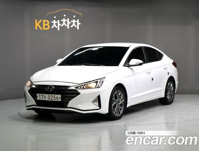 Hyundai AVANTE 2019 — photo 1