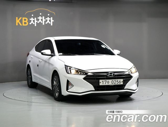 Hyundai AVANTE 2019 — photo 2