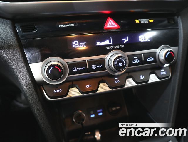 Hyundai AVANTE 2019 — photo 10