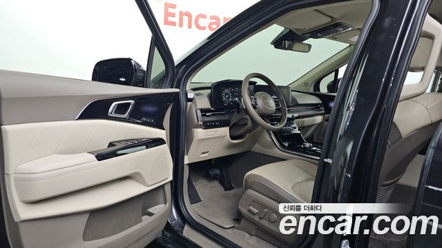Kia Canival 2023 — photo 13