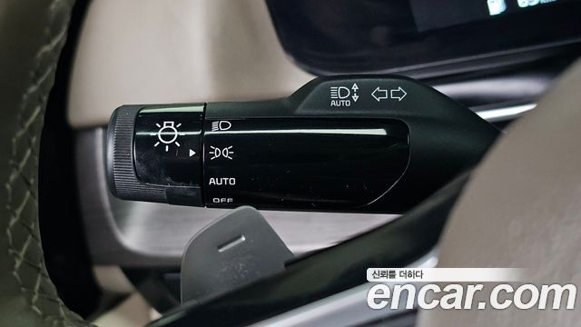 Kia Canival 2023 — photo 22
