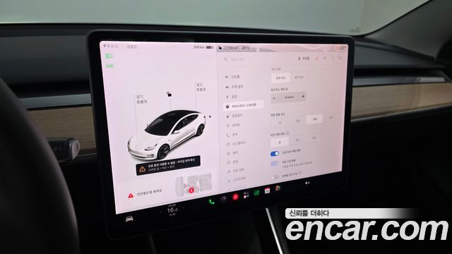 Tesla Model 3 2020 — photo 16