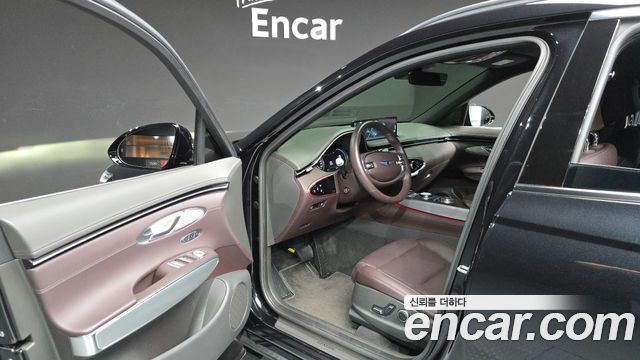 Genesis GV70 2024 — photo 13