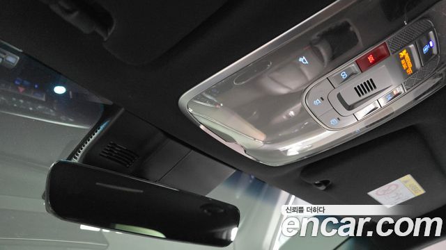 Genesis GV70 2024 — photo 25