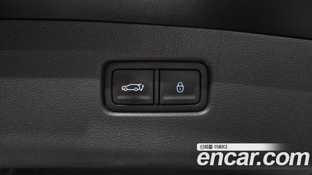 Genesis GV70 2024 — photo 26