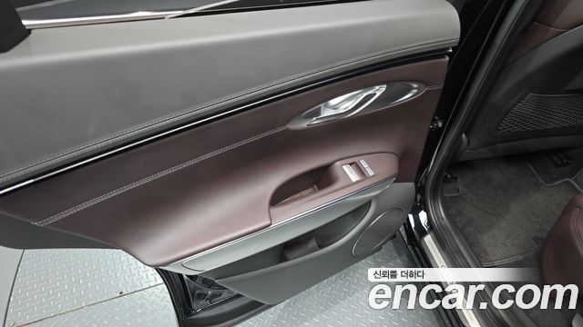 Genesis GV70 2024 — photo 15
