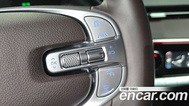 Genesis GV70 2024 — photo 30