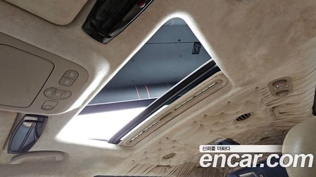 Kia Canival 2013 — photo 17