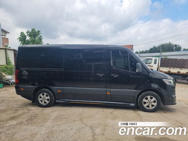 Mercedes-Benz Sprinter 2022 — photo 5