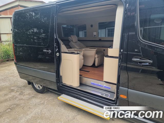 Mercedes-Benz Sprinter 2022 — photo 8