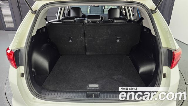 Kia Sportage 2016 — photo 16