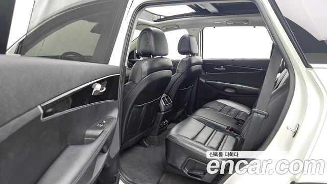Kia Sorento 2015 — photo 18