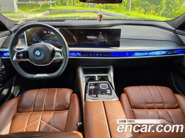 BMW i7 2024 — photo 5