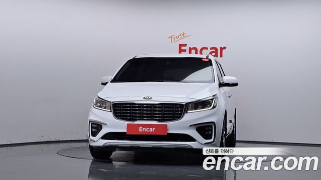 Kia Canival 2019 — photo 3