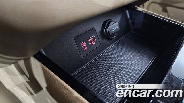 Kia Canival 2019 — photo 22
