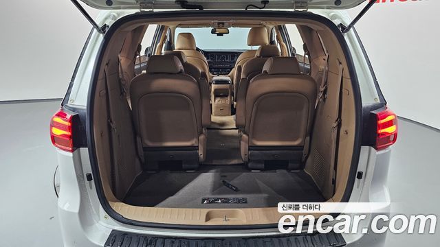 Kia Canival 2019 — photo 26
