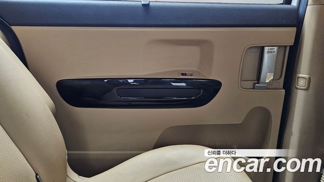 Kia Canival 2019 — photo 15