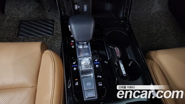 Kia K7 2020 — photo 12