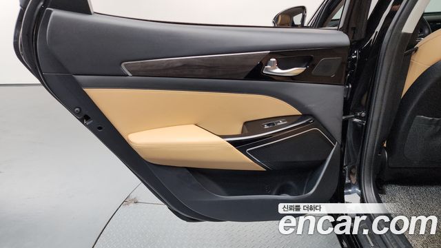 Kia K7 2020 — photo 15