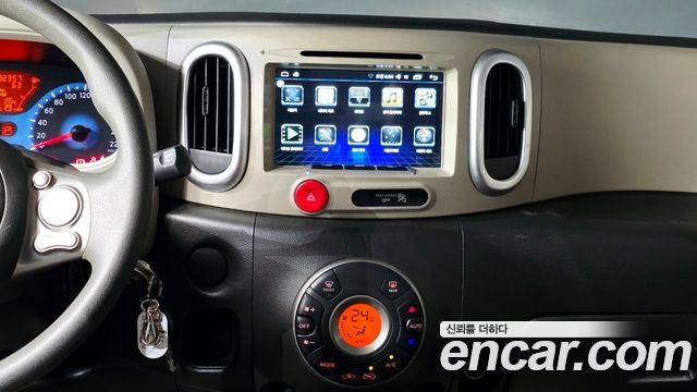 Nissan Cube 2014 — photo 14