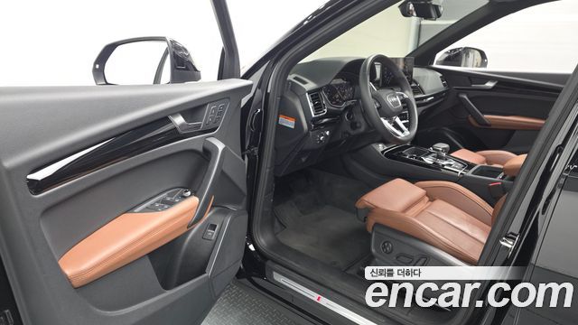 Audi Q5 2024 — photo 13