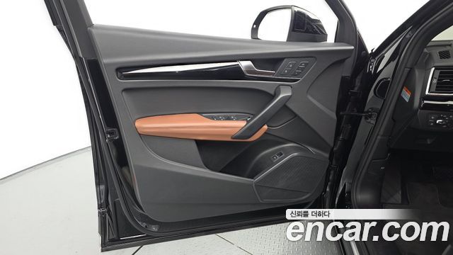 Audi Q5 2024 — photo 14
