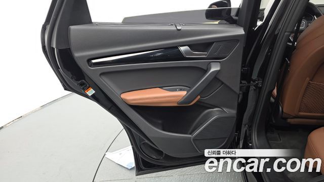 Audi Q5 2024 — photo 15