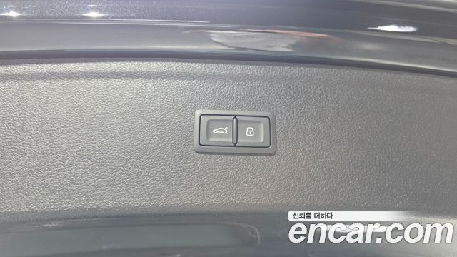 Audi Q5 2024 — photo 30