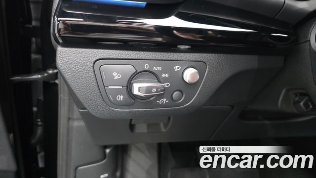 Audi Q5 2024 — photo 32
