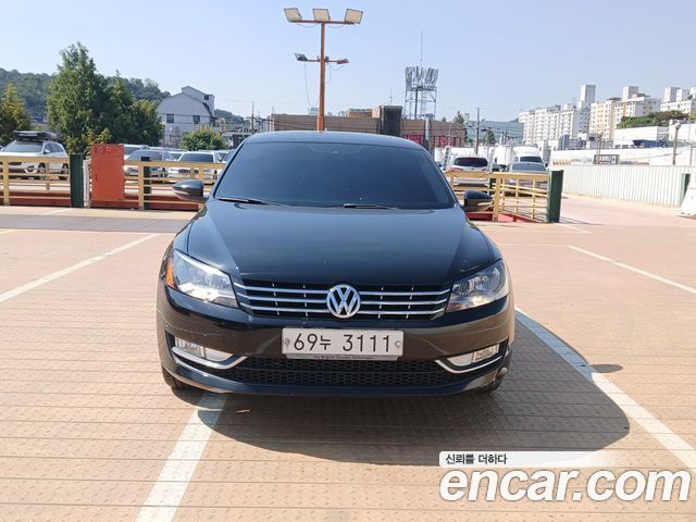 Volkswagen Passat 2014 — photo 2