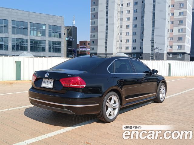 Volkswagen Passat 2014 — photo 4