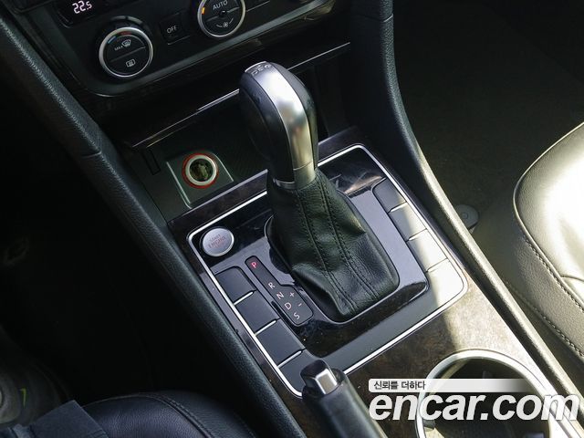 Volkswagen Passat 2014 — photo 9