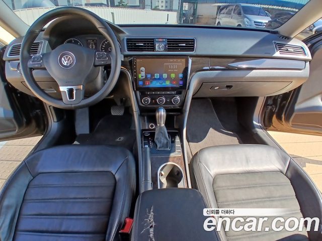 Volkswagen Passat 2014 — photo 10