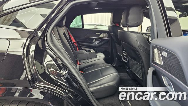 Mercedes-Benz GLE-Class 2023 — photo 12