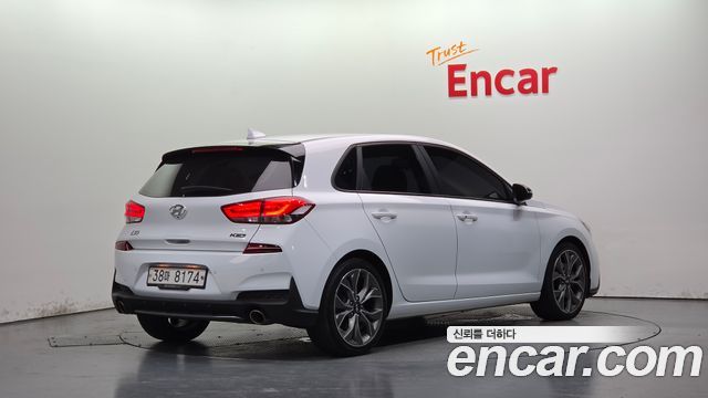 Hyundai i30 2019 — photo 2