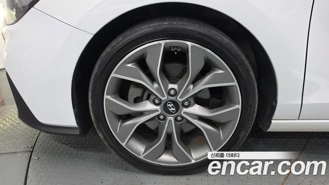 Hyundai i30 2019 — photo 5